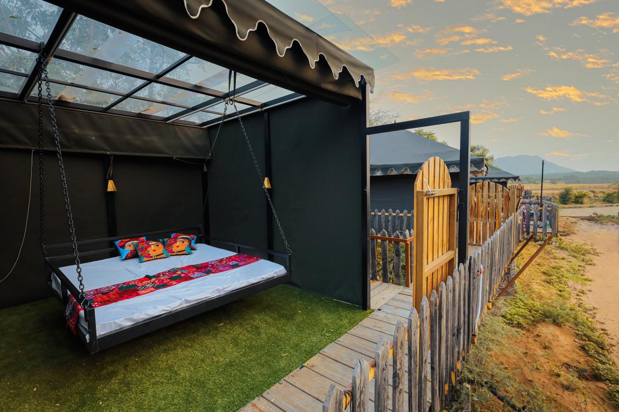 Foothill Pushkar Resort Экстерьер фото